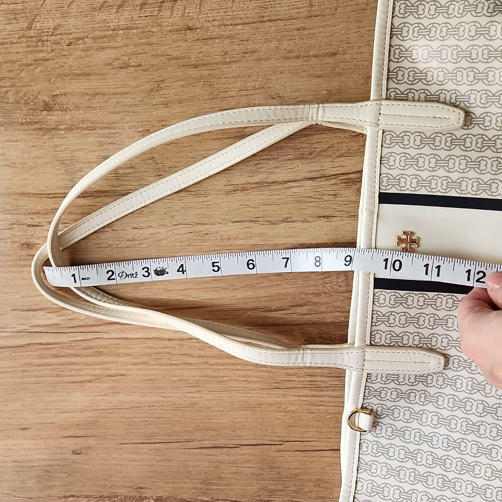 Tory Burch Gemini Link Tote - Picture 6 of 16